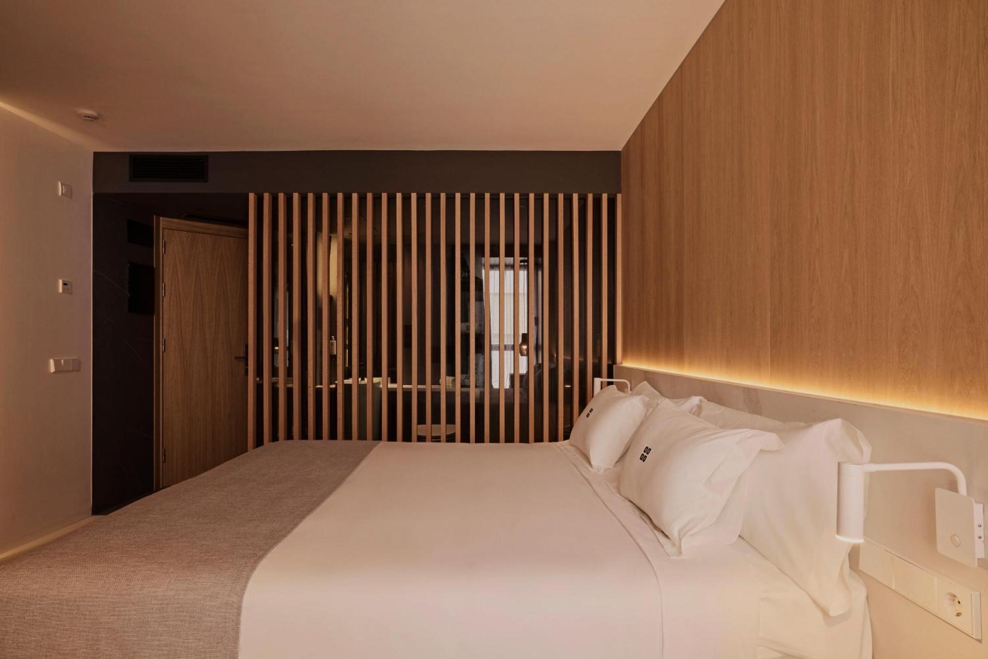 Oaks Ibiza Town Hotel ภายนอก รูปภาพ