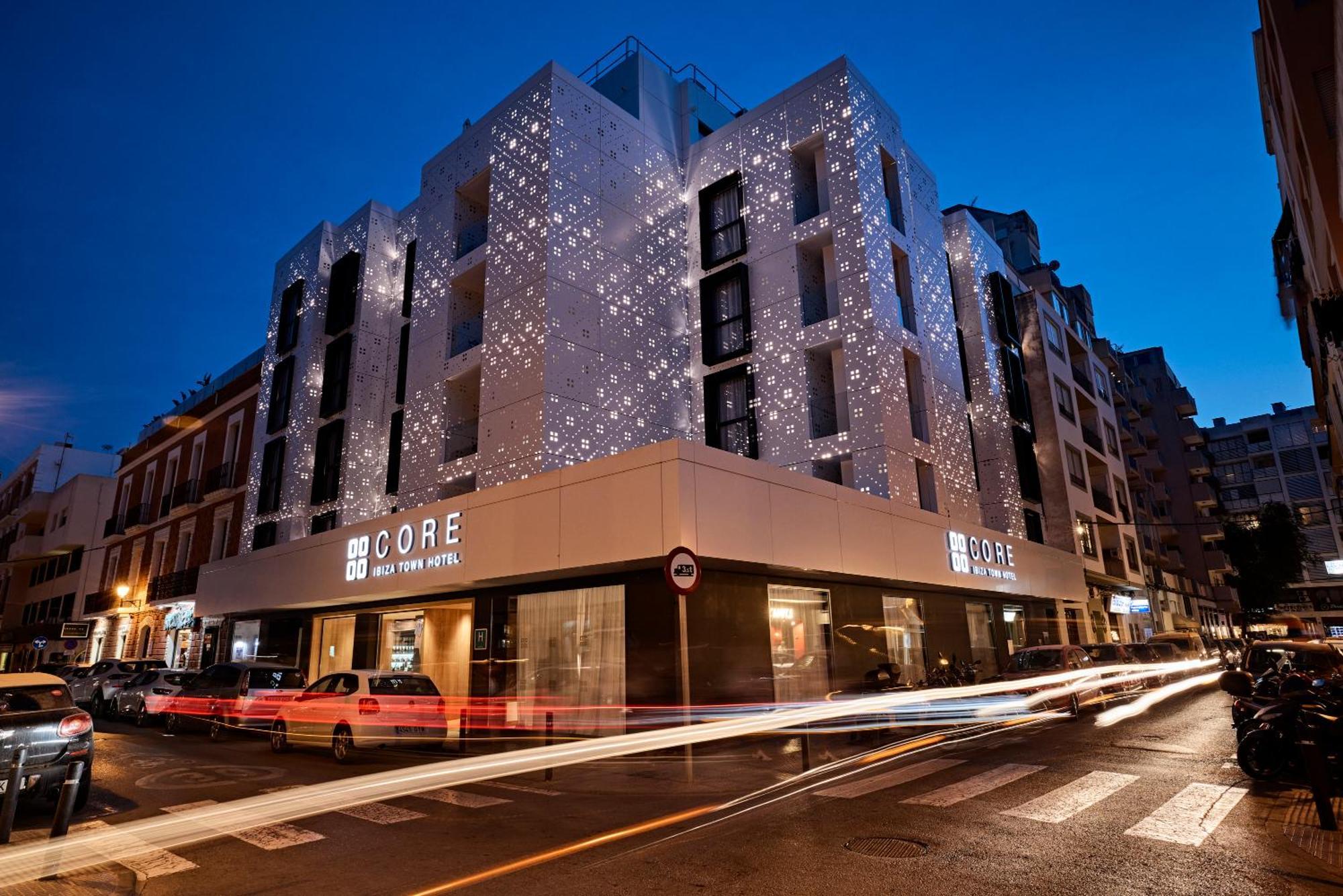 Oaks Ibiza Town Hotel ภายนอก รูปภาพ